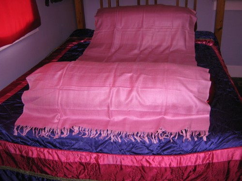 â€˜Tropical Roseâ€™  blanket