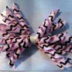 Pink Squiggle Korker Bow