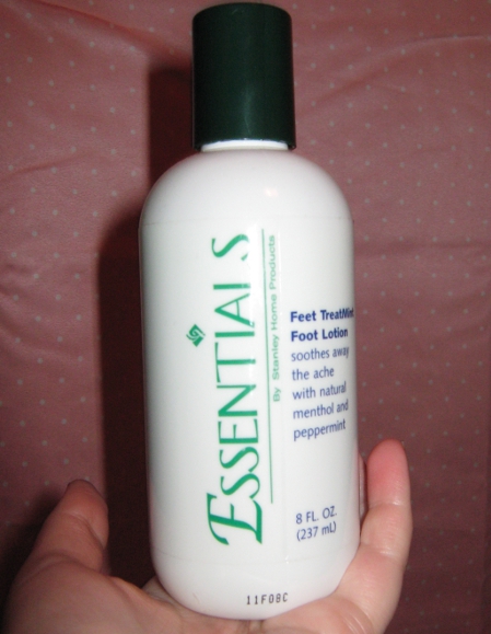 Essentials Feet TreatMint Foot Lotion