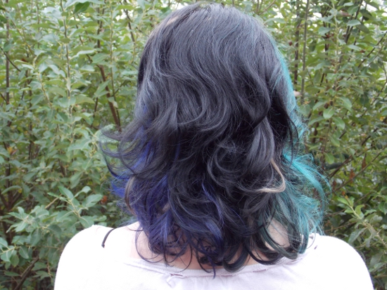 My hair after coloring with Nice 'n Easy + blue hair color!