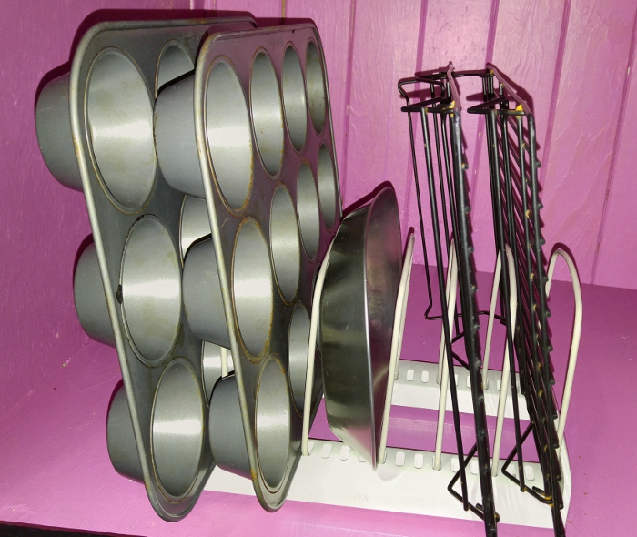 StoreMore Bakeware Rack